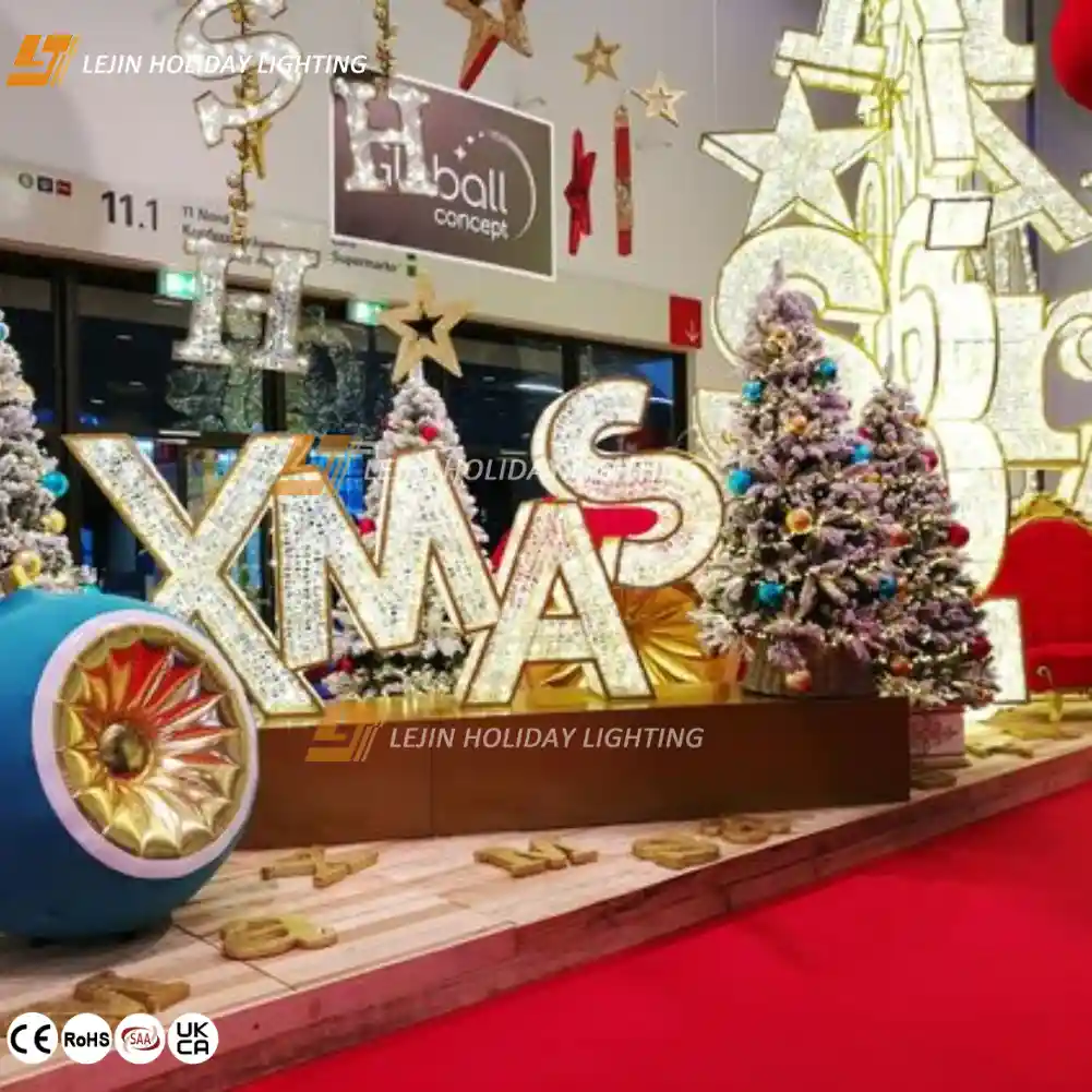 Christmas motif lights