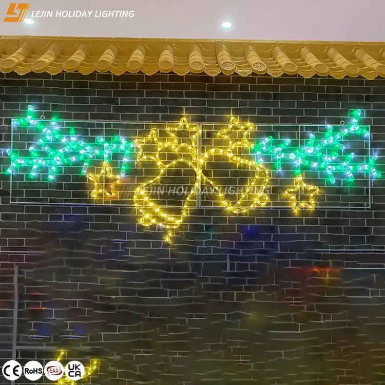 2D motif light