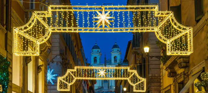 Modeling Light Manufacturers May Become a New Trend In Decorative Lights